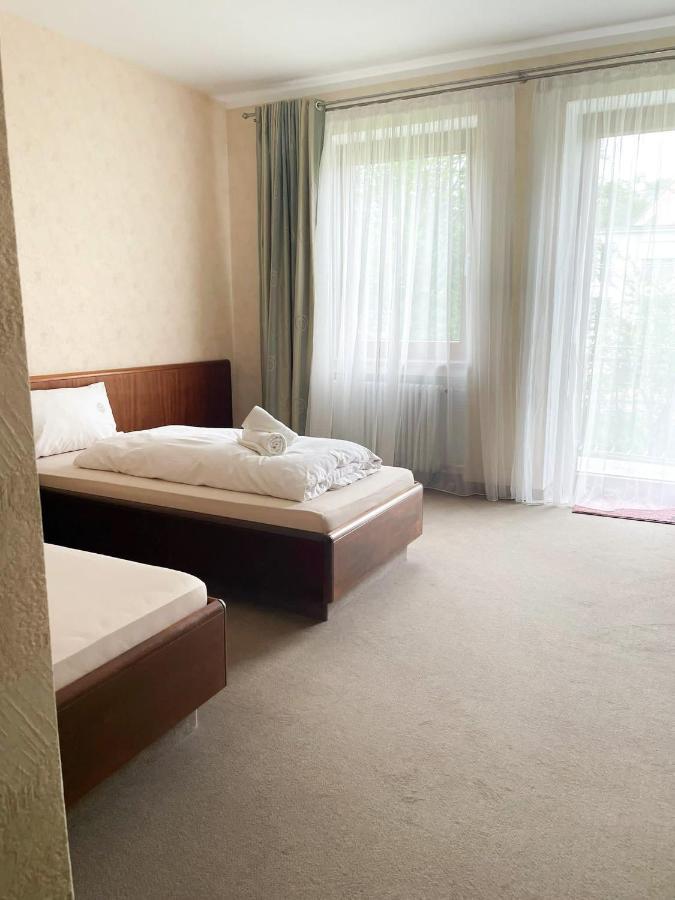 Hotel Garni Illertal Altenstadt  Ngoại thất bức ảnh