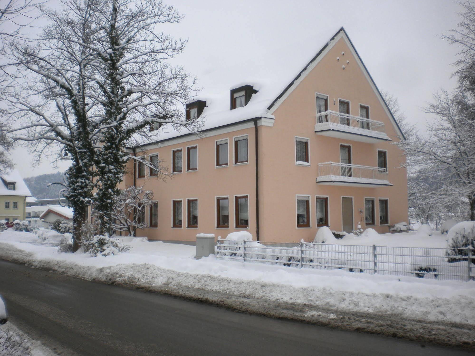 Hotel Garni Illertal Altenstadt  Ngoại thất bức ảnh