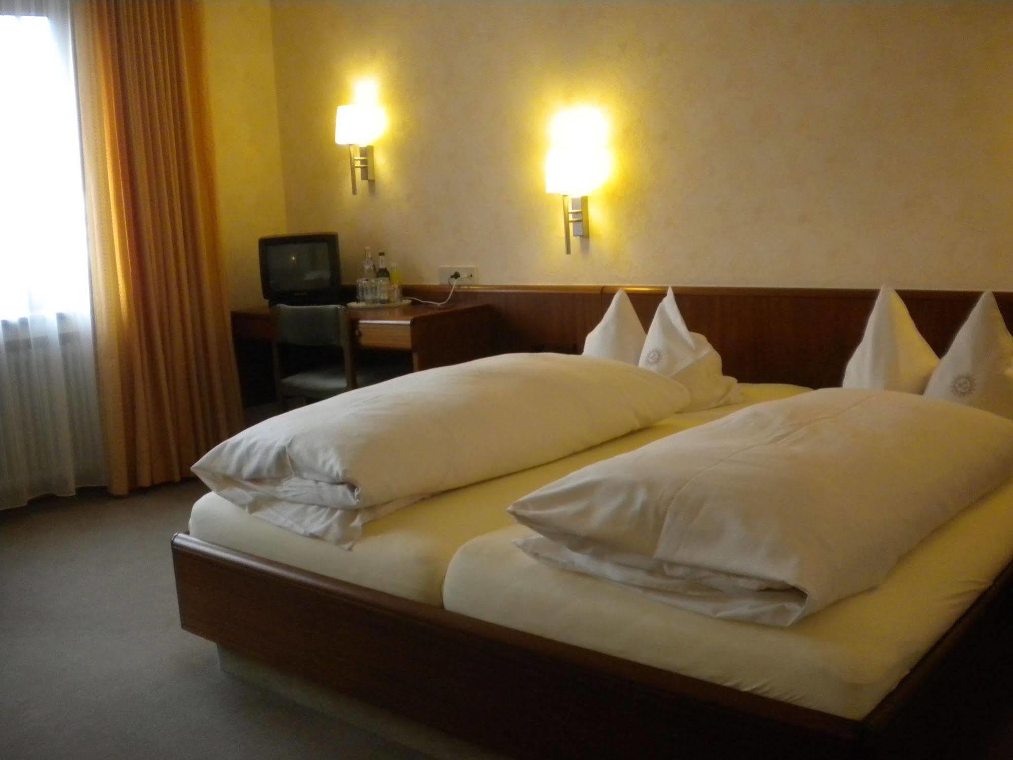 Hotel Garni Illertal Altenstadt  Ngoại thất bức ảnh