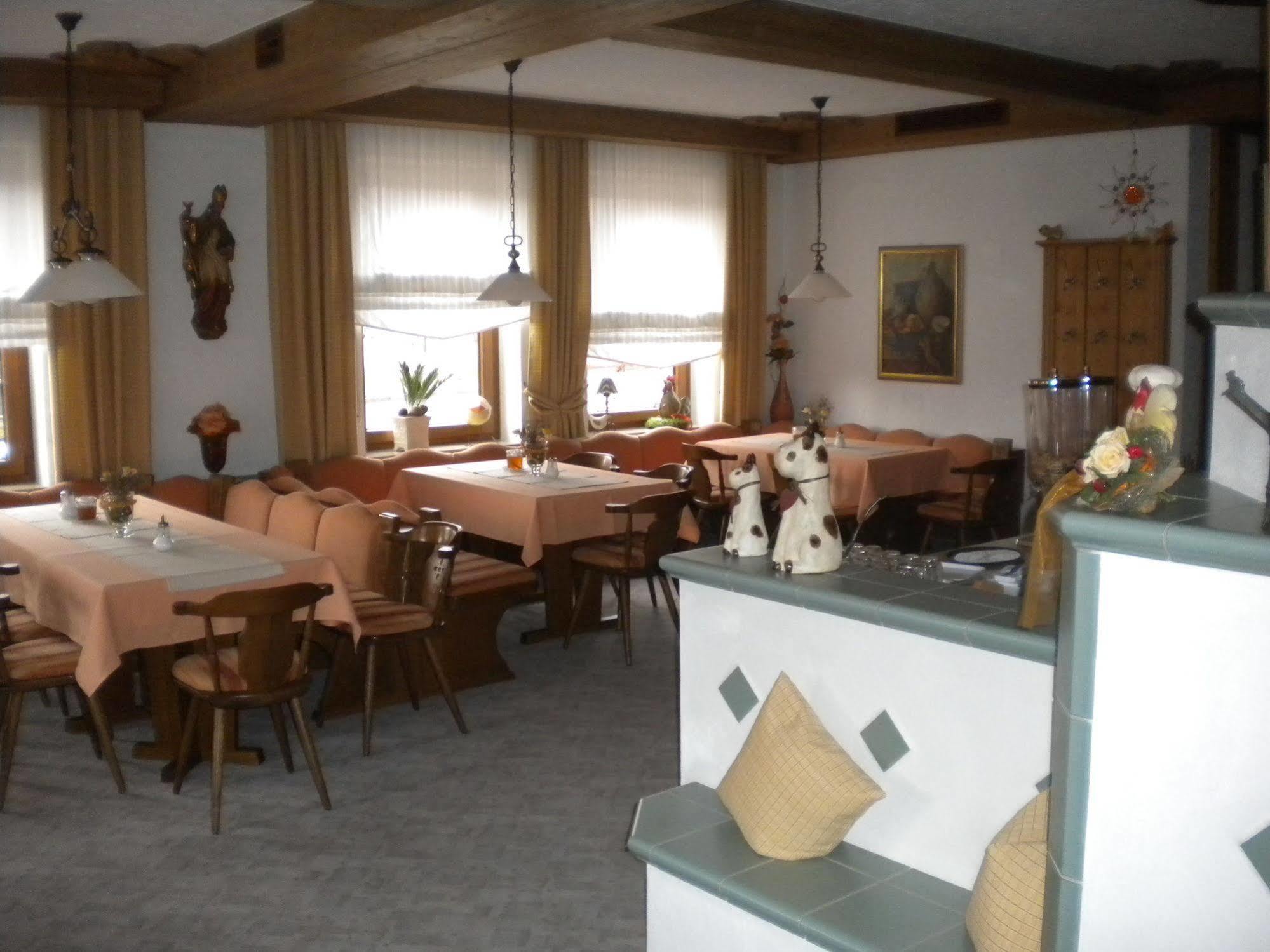 Hotel Garni Illertal Altenstadt  Ngoại thất bức ảnh